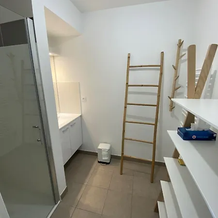 Apartment A La Gueriniere, Vue Mer, 4 Personnes - Fr-1-823-5 *